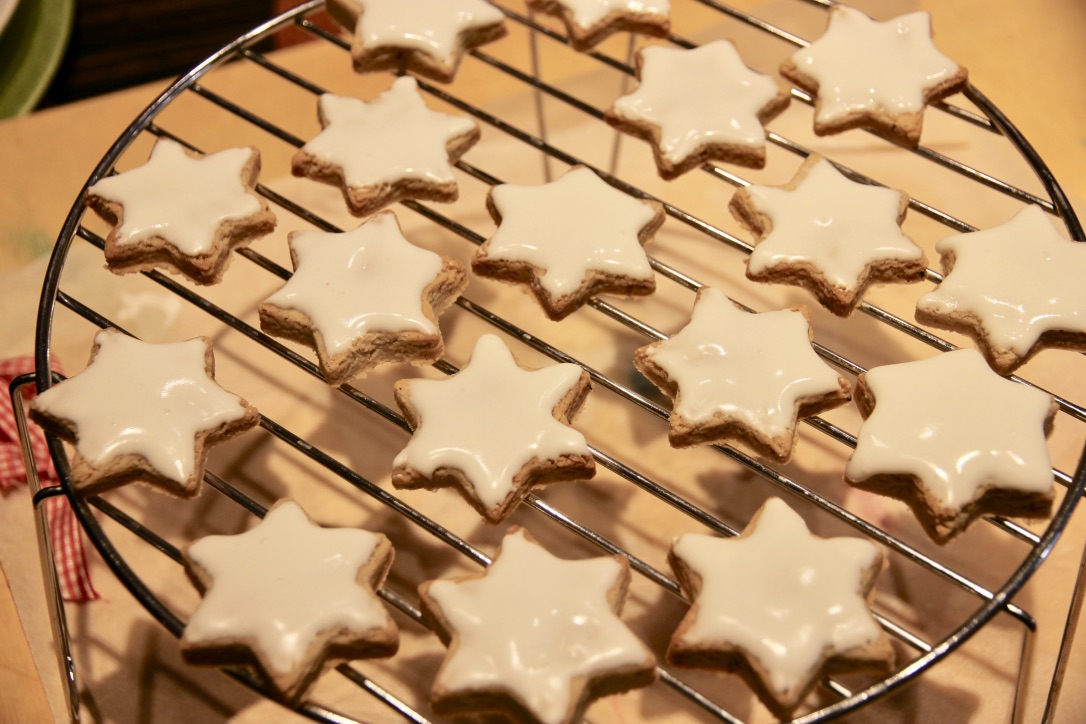 Biscotti Stelle Di Natale.I Miei Biscotti Di Natale Travelling With Valentina