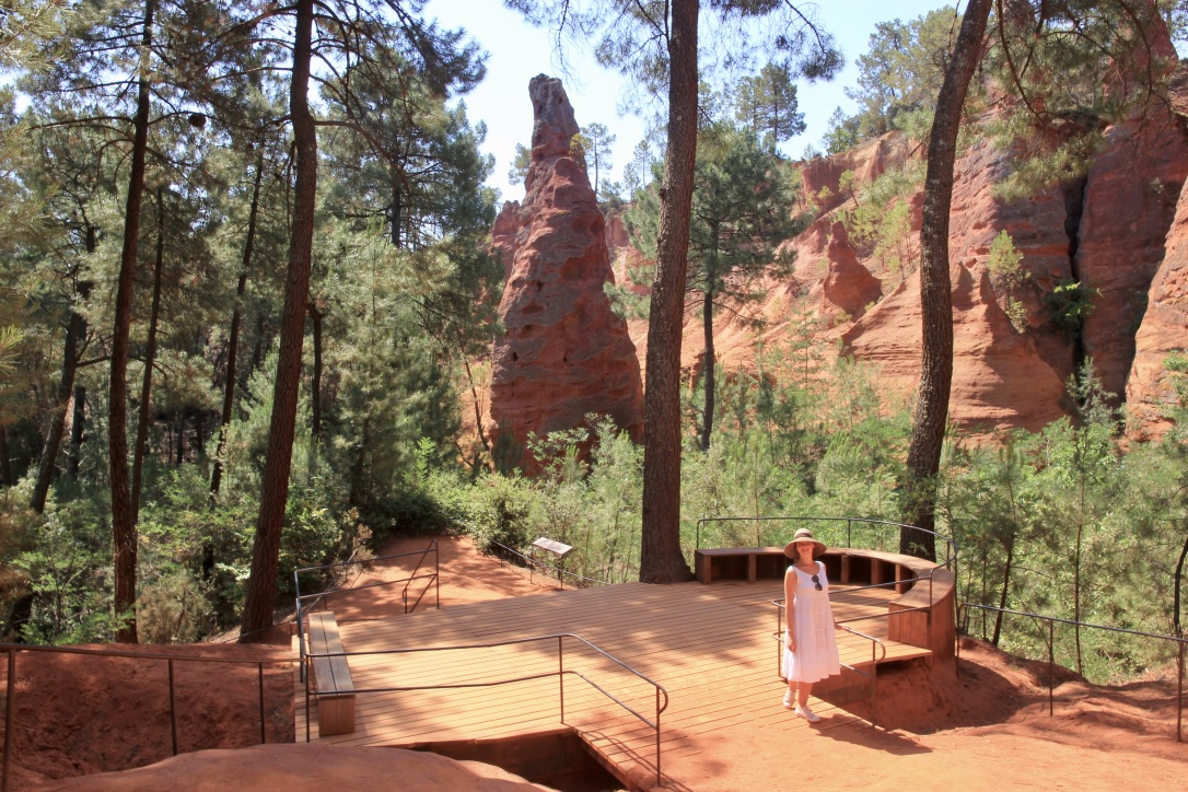 Il sentiero dell'ocra, Roussillon