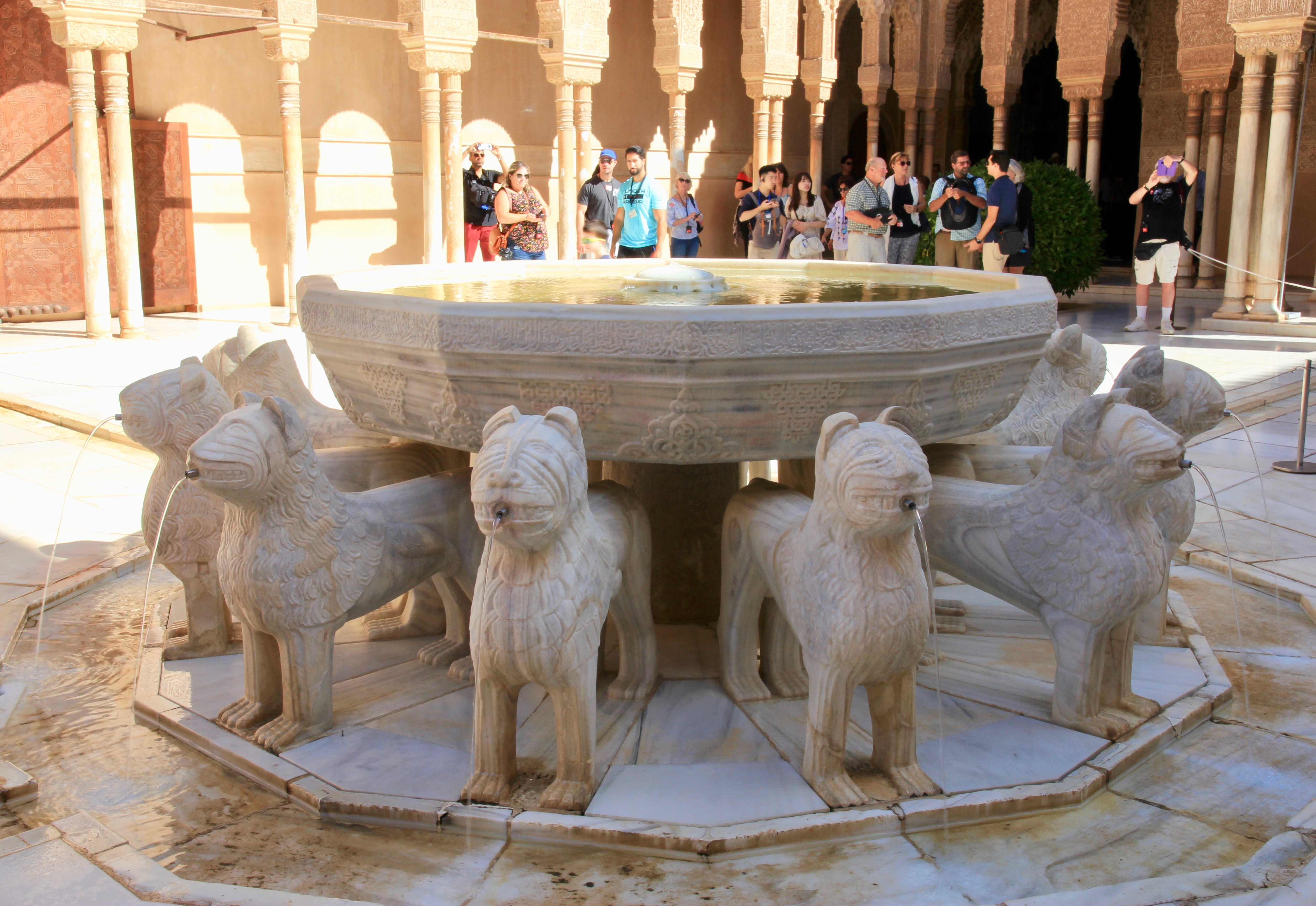leggenda dei leoni di Granada