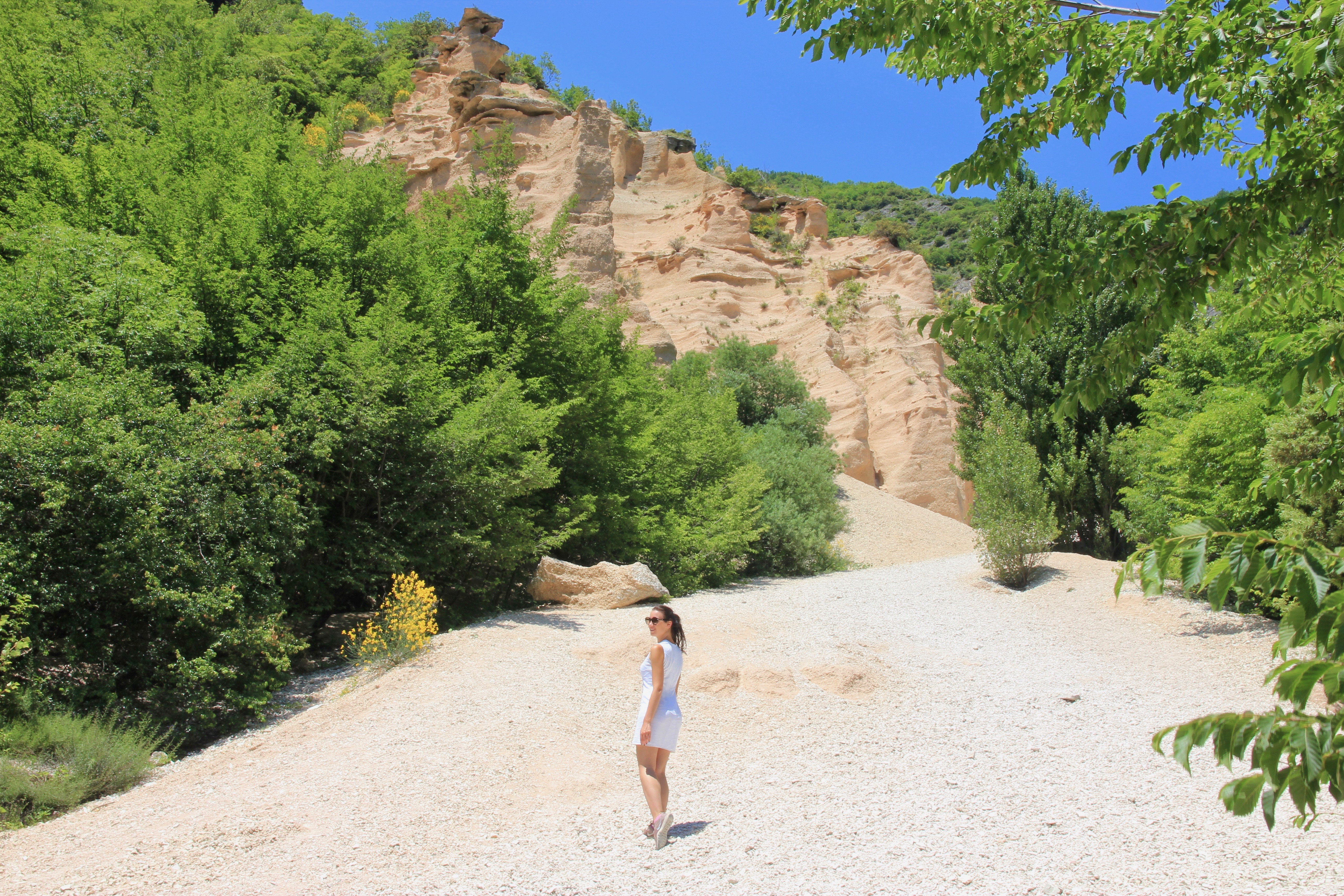 Il lago di Fiastra e le Lame Rosse