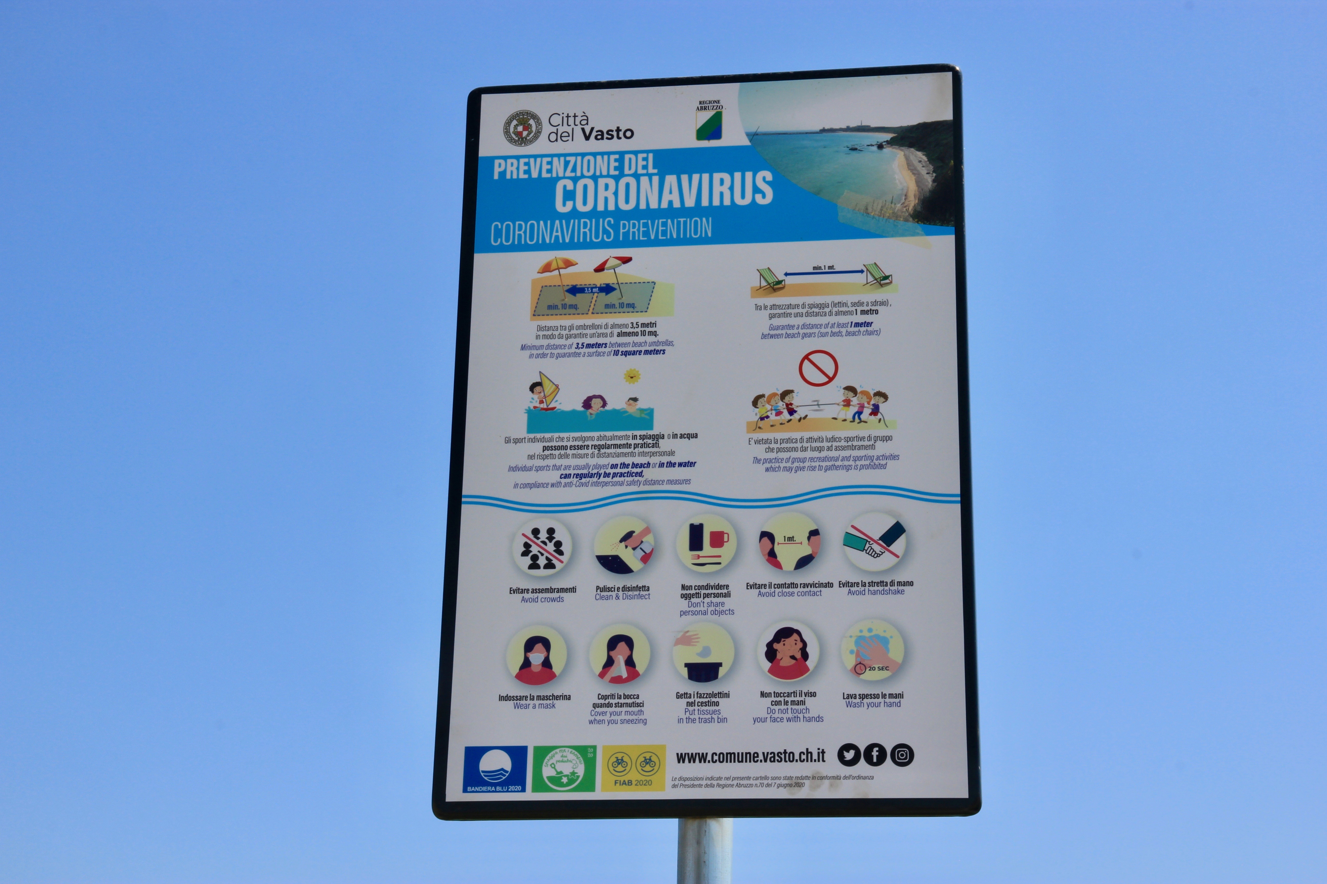 coronavirus spiaggia